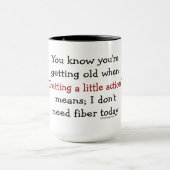 あなたは古くなることを時知っています マグカップ (中央)