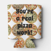 あなたは実在のピザ作り！ 缶クーラー (裏面)