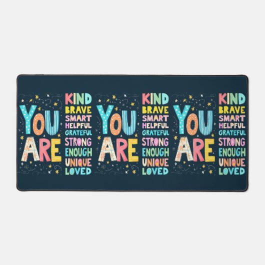 あなたは感動的引用文前向きタイポグラフィ デスクマット (正面)