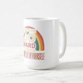 あなたは懸命、学校の印刷可能、先生を行うことができる コーヒーマグカップ (正面右)