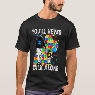 あなたは決して一人では歩かない オーティズムの子供たちをサポート Tシャツ