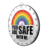 あなたは私と安全であるLGBTQレインボープライド ダーツボード (正面右)