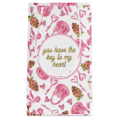 あなたは私のハート水色ピンクに鍵を持っている スモールペーパーバッグ (正面)