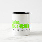 あなたは自分の運のグリーンシャムロックのカスタムを作る ツートーンマグカップ (中央)