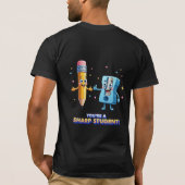 あなたは鋭い学生 可愛い学校のダジャレ Tシャツ (裏面)