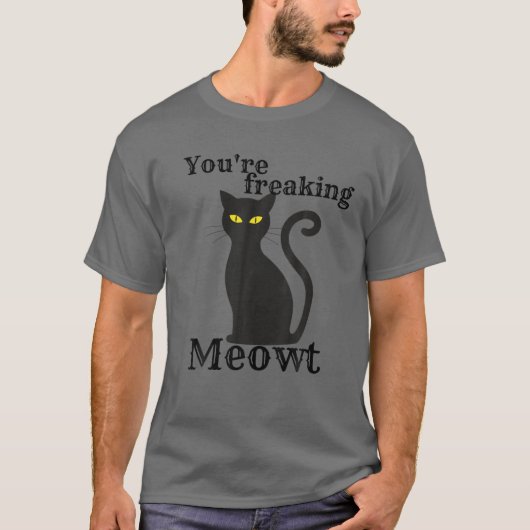 あなたはMeow Black Cat Hallowを呼び出す Tシャツ (正面)