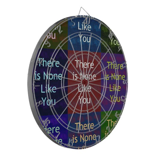 「あなたような方は他にいない」: モザイク・グリッド・ディスプレイ ダーツボード (正面左)