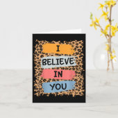 あなたを信じる レトロ モチベーション テストデー ティー カード (黄色い花)