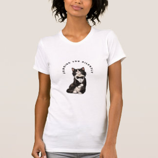 あなたを黙って見ています Tシャツ