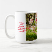 あなた信じ自身だ。繊細な花 コーヒーマグカップ (左)