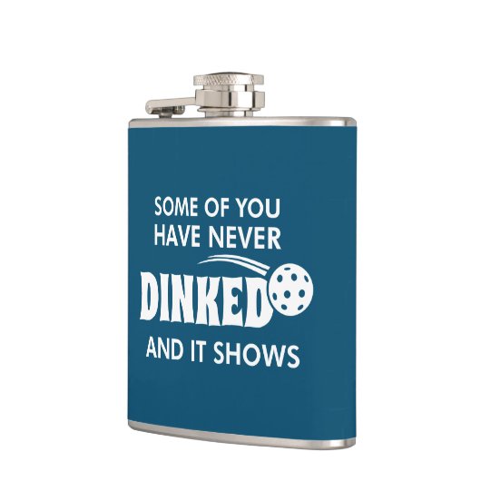 あなた方の何人かは一度も夕食を食べたことがなく、それが示している フラスク (左)