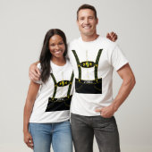 あなた自身のおもしろいなハーフパンツのオクトーバーフェストを作成して下さい Tシャツ (ユニセックス)