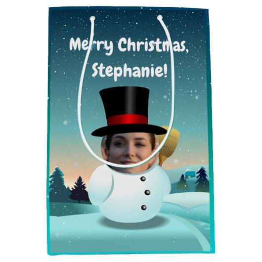 あなた自身の写真とカスタマイズ2つのおもしろいな雪だるま ミディアムペーパーバッグ (正面)