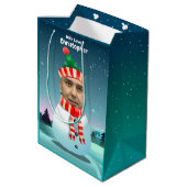 あなた自身の写真とカスタマイズ2つのおもしろいな雪だるま ミディアムペーパーバッグ (裏面アングル)