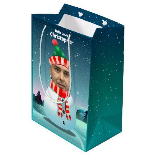 あなた自身の写真とカスタマイズ2つのおもしろいな雪だるま ミディアムペーパーバッグ (裏面アングル)