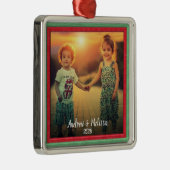 あなた自身の家族写真のクリスマスの記念品を作成して下さい メタルオーナメント (右)