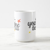あなた、私、および海のコーヒー・マグ ツートーンマグカップ (中央)