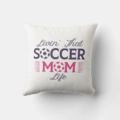 あのサッカーのママの人生を生きる クッション (裏面)