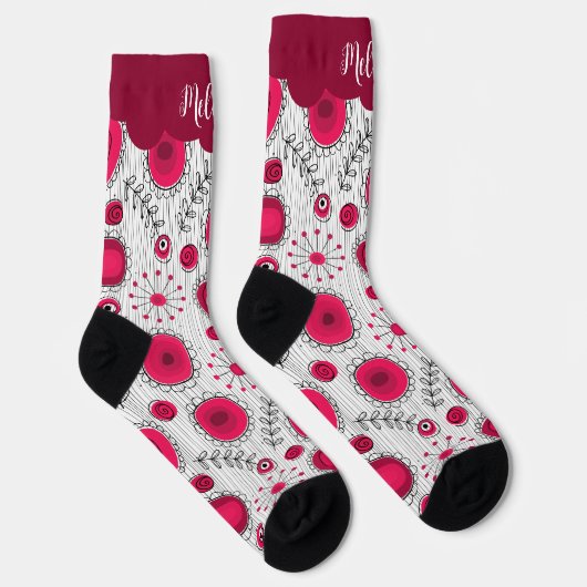 あやめやハートの愛らしい赤と白の花の花束 ソックス (右)