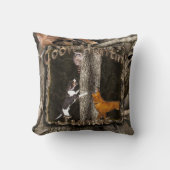 あらいぐまのHuntinの麻薬常習者の枕 クッション (正面)