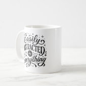 あらゆるものに気を取られる 名前入り コーヒーマグカップ (正面左)