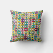 あらゆるものを見通す、奇抜で風変わりなデザイン クッション (裏面)