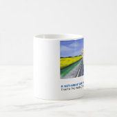 あらゆるブタのための逃走車 コーヒーマグカップ (中央)