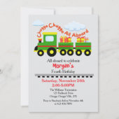 あらゆる年齢誕生日かわいいカラフルプレゼント付き電車 招待状 (正面)