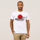"あらゆる影に、新たな物語が待ち受けている Tシャツ (正面フル)