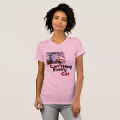 あらゆる猫の女性のワイシャツを抱き締めることができません Tシャツ (正面フル)