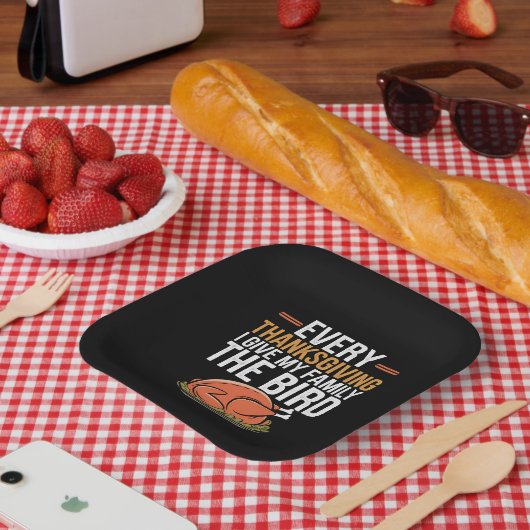 ありがとうと与え家族に鳥を渡す ペーパープレート (ピクニック)