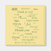 「ありがとう」ポリグロットタイポグラフィグリーンエッグホワイト マグネット (正面)