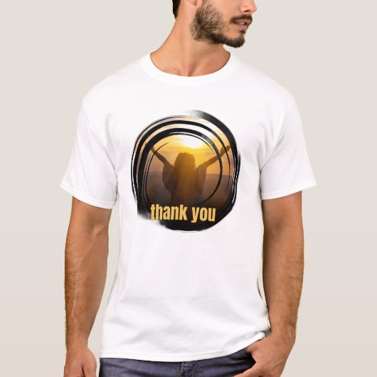 ありがとう – 感謝の心で立ち上がる Tシャツ (正面)