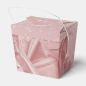 「ありがとう」誕生日ピンクのテクスチャ生地の外観 フェイバーボックス (裏面サイド)