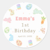 あるうさぎの1歳の誕生日 パステルカラーのお祝い ラウンドシール (正面)