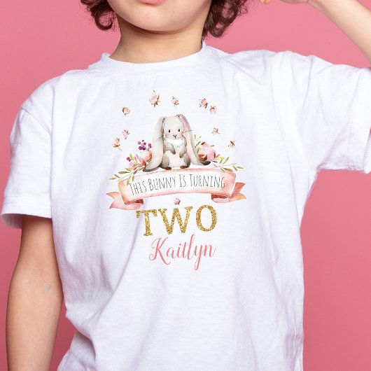 あるうさぎは2歳になる 2歳の誕生日 ベビーTシャツ