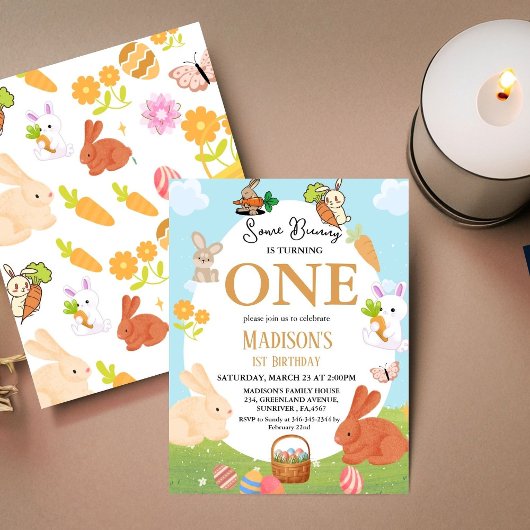 あるバニーがバニーの1歳の誕生日パーティーを飾る 招待状
