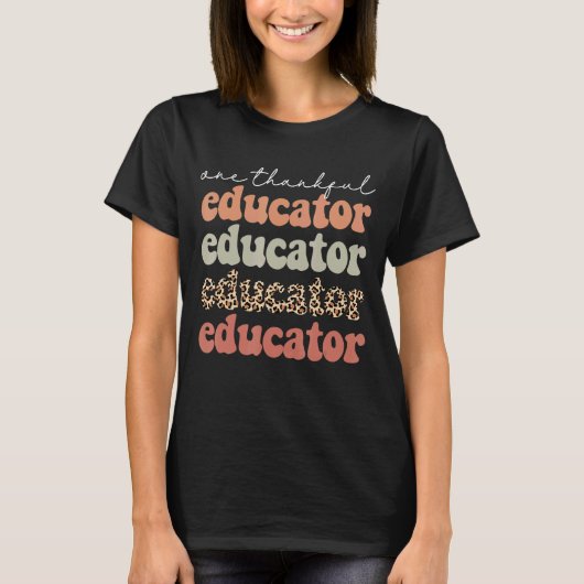 ある感謝の教育者の秋の木の紅葉 Tシャツ (正面)