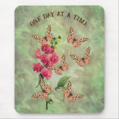 ある日に一度に蝶の花感動的 マウスパッド (正面)