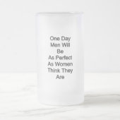 ある日の男性は女性と同じくらい完璧考えになる フロストグラスビールジョッキ (中央)