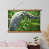 ある日の白い野の花感動的 吊り下げ型タペストリー (寝室)