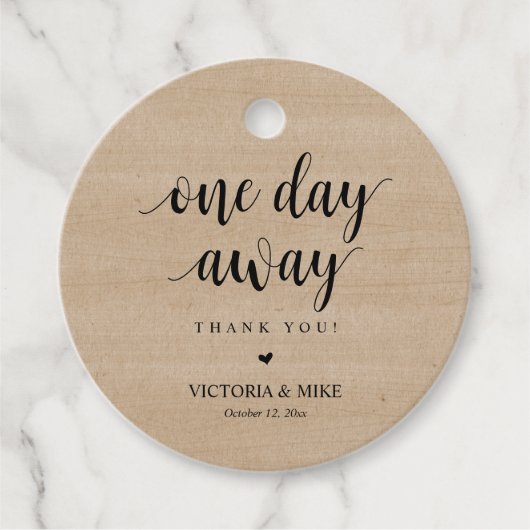 ある日遠くに結婚のリハーサル フェイバータグ (正面)