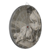 ある男が別の男の脚を持ち上げる ダーツボード (正面左)