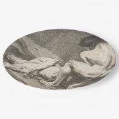 ある男が別の男の脚を持ち上げる ペーパープレート (アングル)