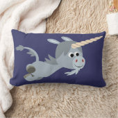 あわてて枕を上げた可愛い漫画 ランバークッション (ブランケット)