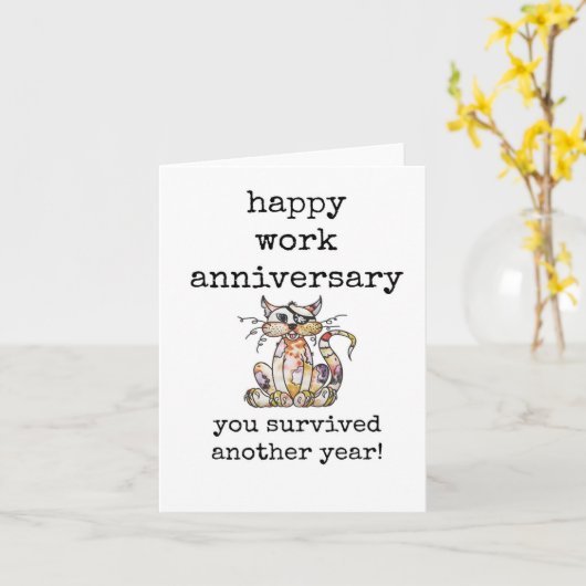 あ生き延びあと1年だ!気難しい猫と記念日 カード (黄色い花)