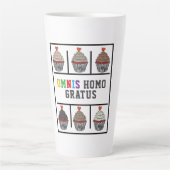 いいね、グリッド、ラテン語。 カフェラテマグ (正面)