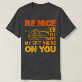 いい子でなければ唾を吐いてやる Tシャツ