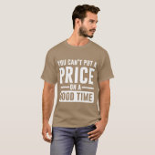 いい思い出は金では買えない ギフト Tシャツ (正面フル)