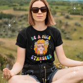 いい星種のヒッピーの花の子グラフィックである Tシャツ